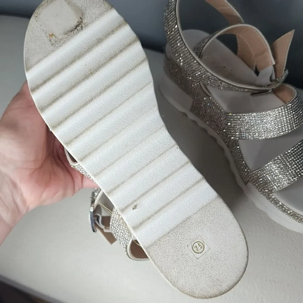 Azalea Wang Flatform Sandals Rager White Size 7.5